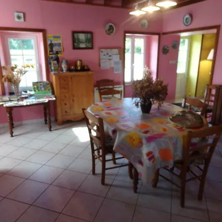 220 Gourbesville